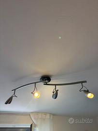 Lampadario da soffitto con faretti