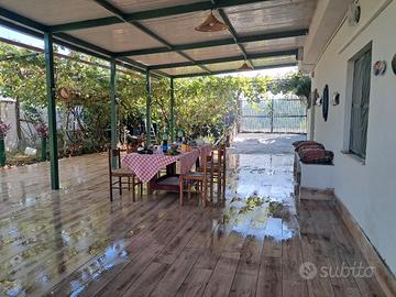 villa in campagna riscaldata sull'Etna