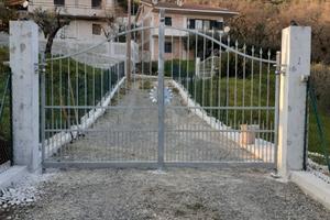Villa recente costruzione a Suio con terreno ed ul
