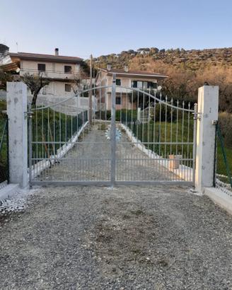 Villa recente costruzione a Suio con terreno ed ul