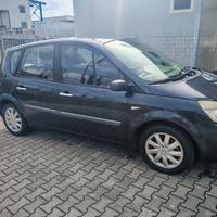 Renault Megane Scenic 