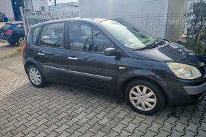 Renault Megane Scenic 