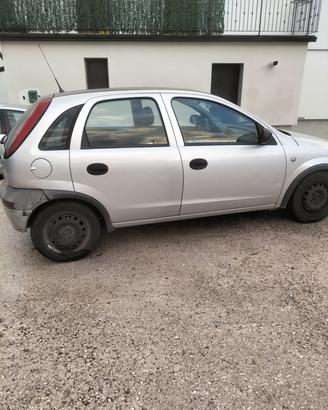 Opel corsa 1.7 diesel 