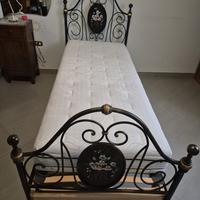 Letto singolo con materasso e rete