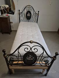 Letto singolo con materasso e rete