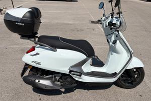 Scooter Sym Fugue 125