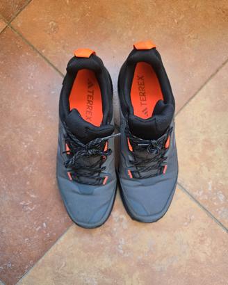 scarpe trekking Adidas terrex AX4 goretex  42