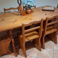 Tavolo con sedie legno massello