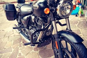  Royal Enfield Meteor 350 