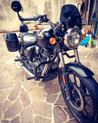  Royal Enfield Meteor 350 