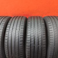 235 65 17 Gomme Estive 65% 2020 Michelin 235 65R17