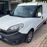 Fiat Doblo Doblò 1.4 T-Jet Natural Power PL-TN Car