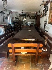 Tavolo in legno massello