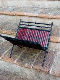 Portariviste vintage in ferro battuto e legno