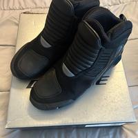 Scarpe moto dainese