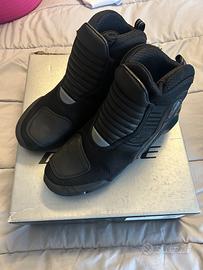 Scarpe moto dainese