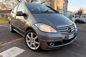 Mercedes-benz A 160 CDI BlueEFFICIENCY Avantgarde