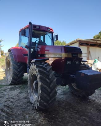 trattore agricolo