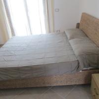 Letto matrimoniale etnico in banano