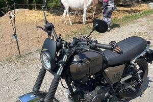 Moto 125 Brixton Cromwell