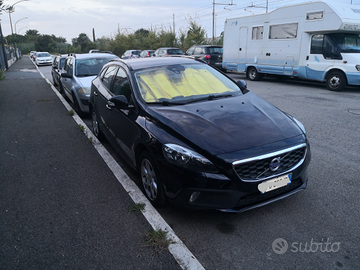 Volvo v40 cross country 2016 navi diesel 4 vetri e