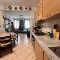 Lanzago, porzione con giardino 348/3013623