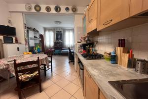 Lanzago, porzione con giardino 348/3013623