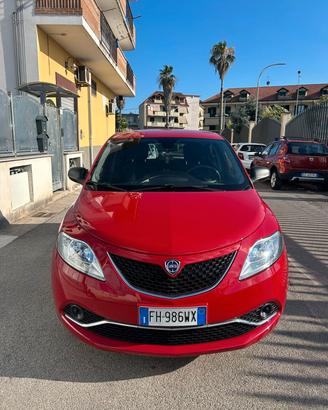 Lancia Ypsilon 1.2 69 CV 5 porte Gold ANNO 2017