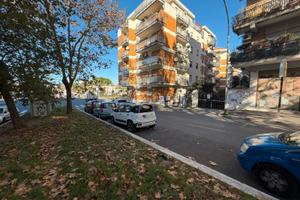 Talenti locale ufficio/magazzino