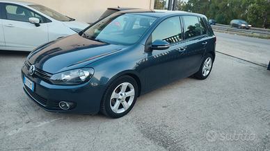 Volkswagen Golf 1.6 TDI DPF 5p. Highline