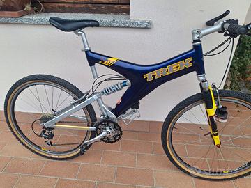 trek carbonio 