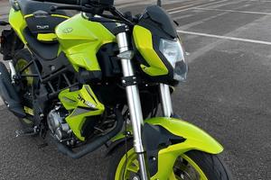 Benelli BN 125cc 2021- Verde Fluo - 10800km