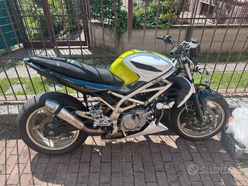 Suzuki gladius 650 pista/strada