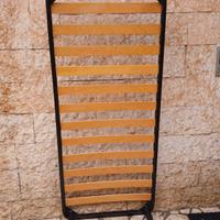 Cameretta comodino armadio letto rete e materasso