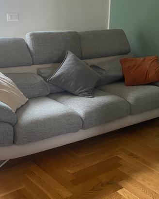 Divano GIMIGLIANO  + pouf GIMIGLIANO