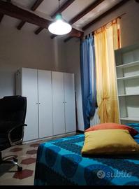 Grande e luminosa singola con matrimoniale