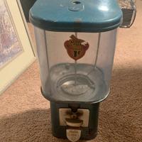 Distributore caramelle