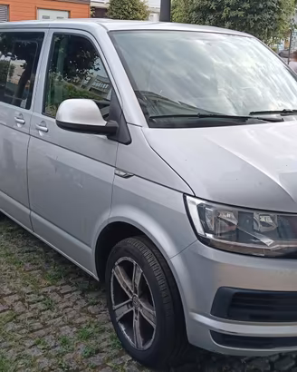 VW Caravelle