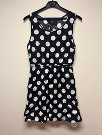 Vestito a pois nero e bianco