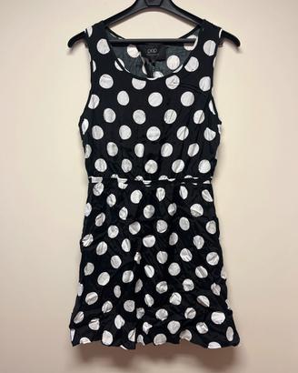Vestito a pois nero e bianco