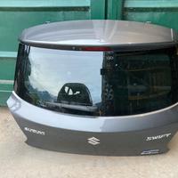 Portellone posteriore Suzuki Swift Hybrid del 2023