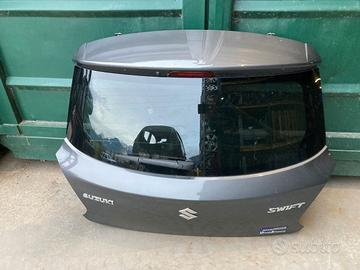 Portellone posteriore Suzuki Swift Hybrid del 2023