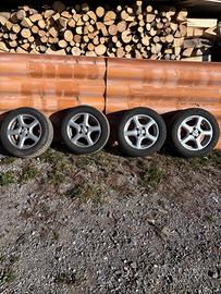 Cerchi in lega tekno e gomme invernali michelin