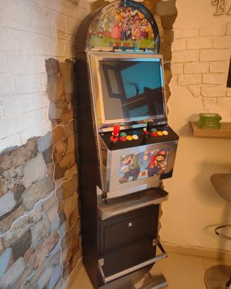 Cabinato arcade
