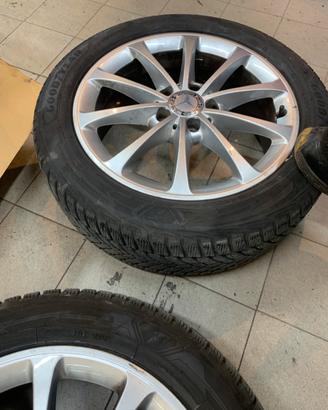 Cerchi e gomme originali mercedes