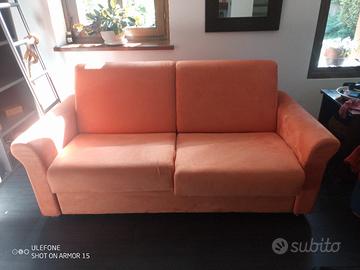divano letto tipo Alcantara 