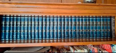 Encyclopedia Americana 30 volumi anni 80