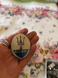 Stemma maserati