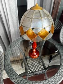 Elegante lampada da tavolo vintage stile Tiffany