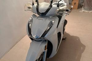 Honda SH 350i 7.900km